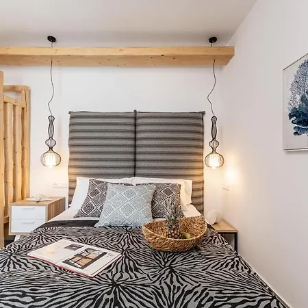 Апартаменты Naxos Contelibro