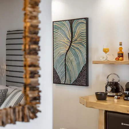 Naxos Contelibro Daire *