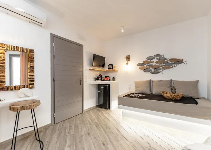 Naxos Contelibro Agios Prokopios (Naxos)