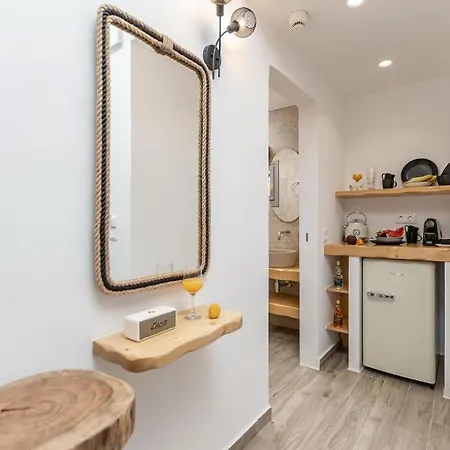 Naxos Contelibro * Agios Prokopios (Naxos)