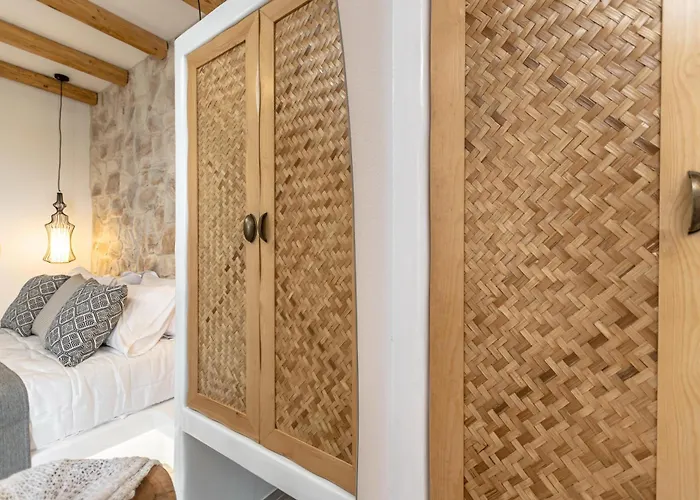 Naxos Contelibro * Agios Prokopios (Naxos)