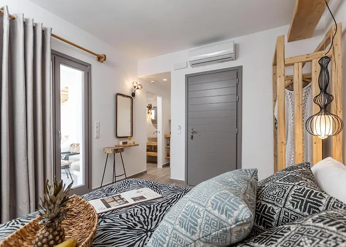 Naxos Contelibro Agios Prokopios (Naxos)